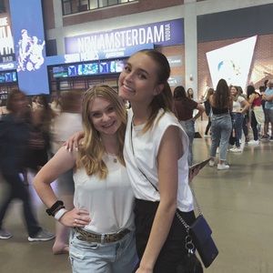 Meet your Posher, Hannah